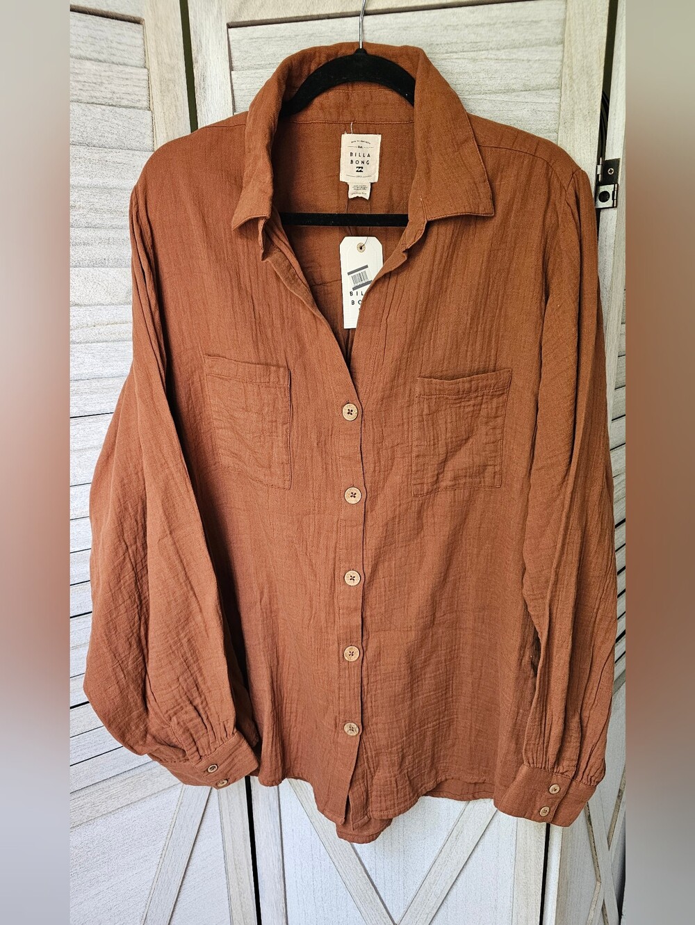 NWT Billabong Swell Long Sleeve Button-Down Blouse
